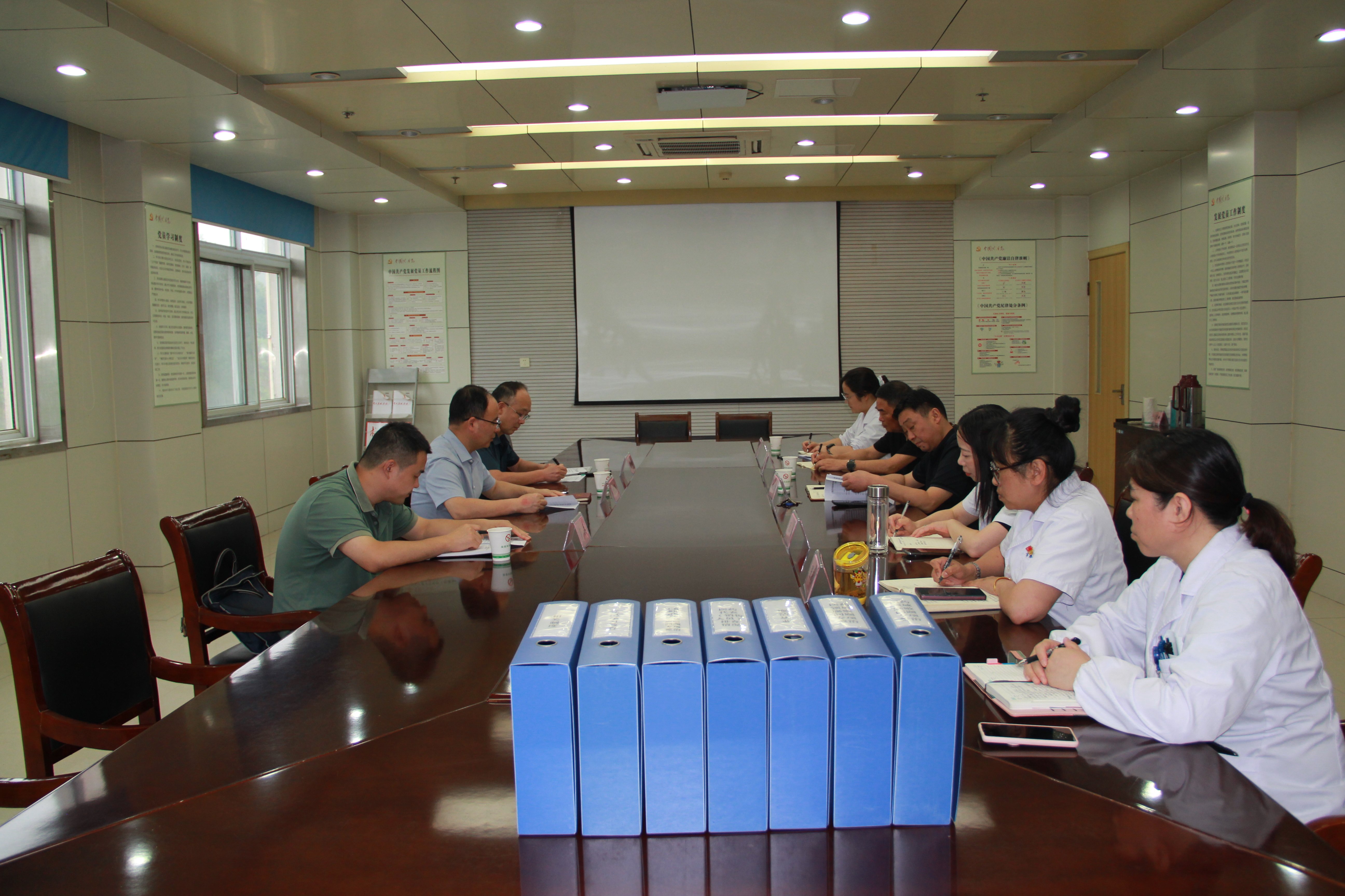 市纪委监委驻市卫健委纪检监察组 赴市第二人民医院督导工作