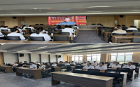 感受强国力量 扛起健康担当——市第二人民医院组织职工集中观看阅兵仪式