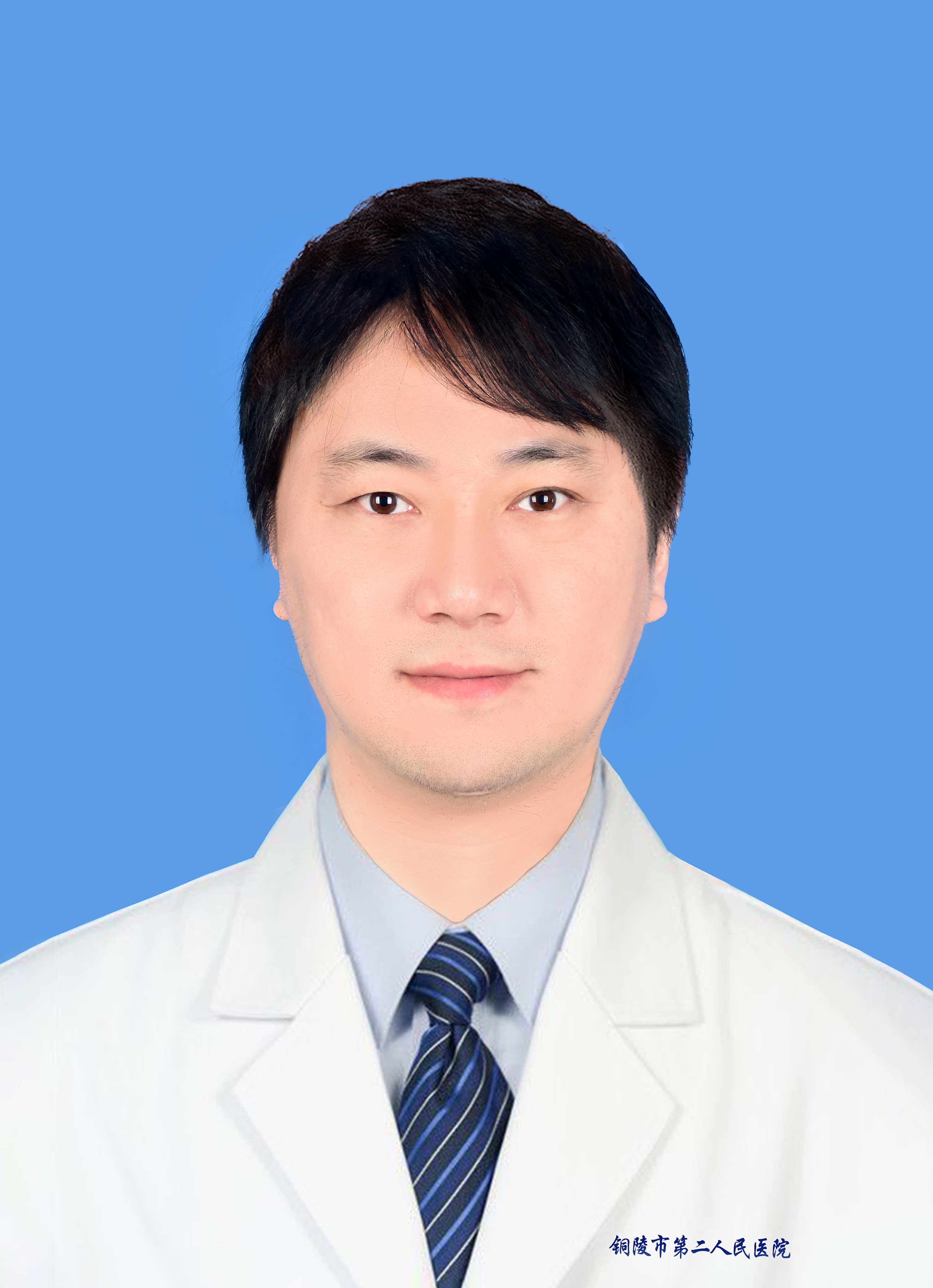 钱玮