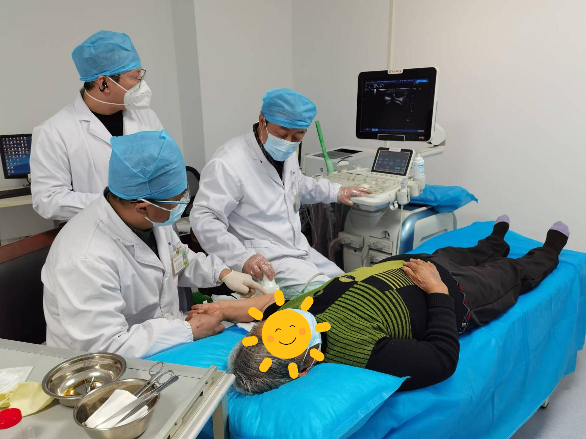 满眼生机转化钧 天工人巧日争新 ——记铜陵市二院结核病科分子病理学诊断迈上新台阶