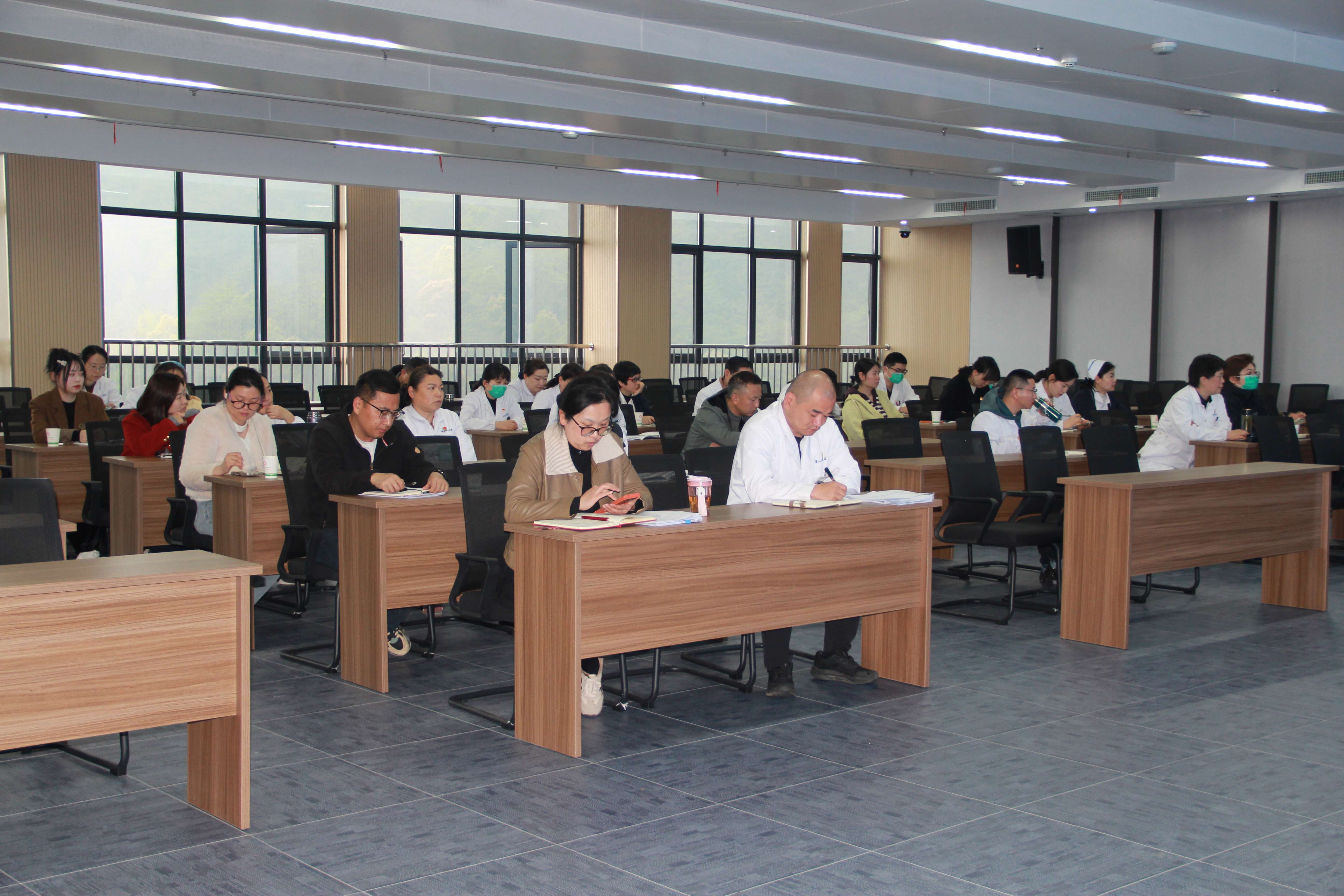 微信图片_20260401155214_1749_36(1) 微信图片_20260401155214_1749_36(1)